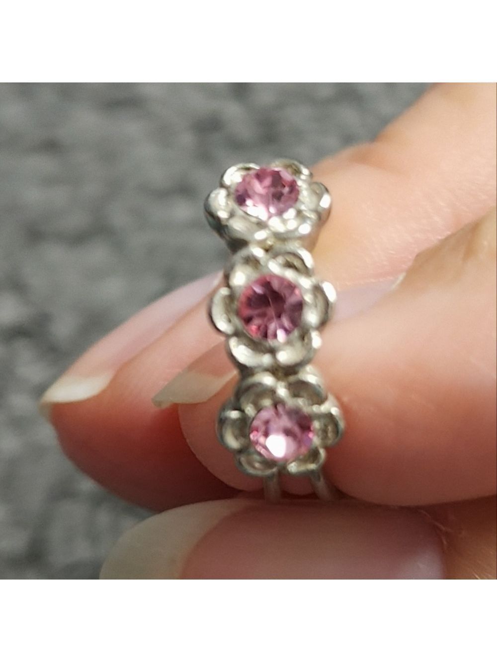 Silvertone Floral Toe Ring Pink Accents - Picture 2 of 3